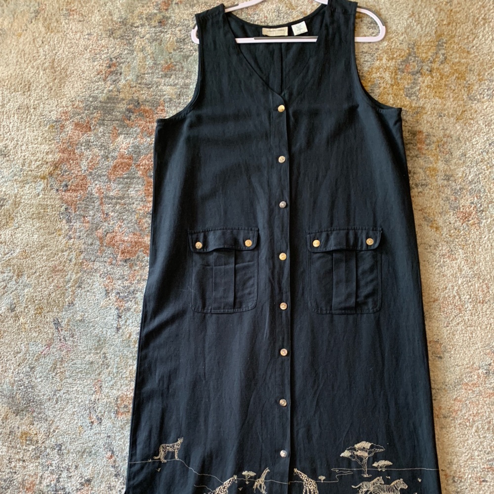 Maxi Black ButtonUp Sleeveless Maxi Dress embroidered Safari Hem Linen/blend Lg